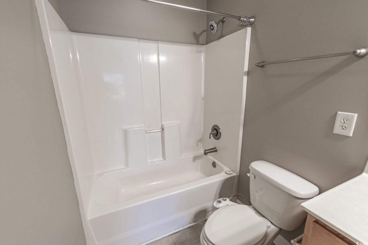 1170 Fairway Ln. Photo 21