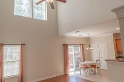 1170 Fairway Ln. photo 4