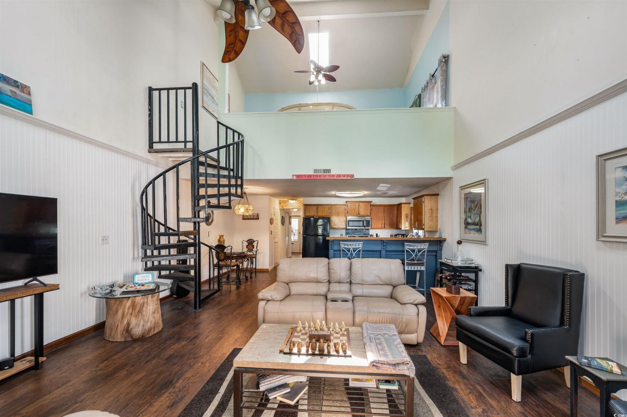 1870 Auburn Ln. Photo 12