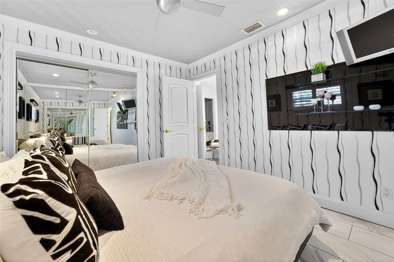 5320 Gulf Of Mexico Drive, Unit 101, Longboat Key, FL 34228 Photo