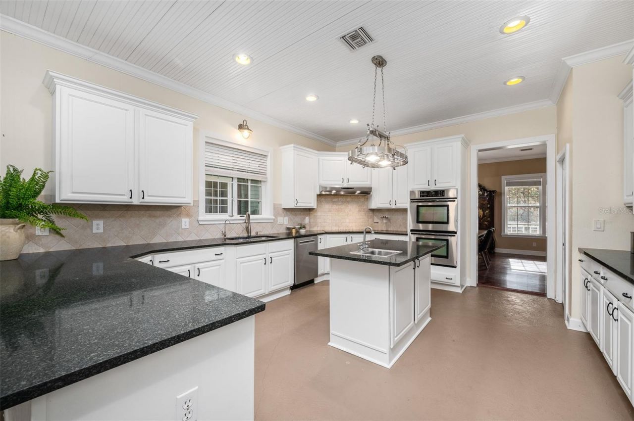 1463 NW 104th Drive, Gainesville, FL 32606 Photo