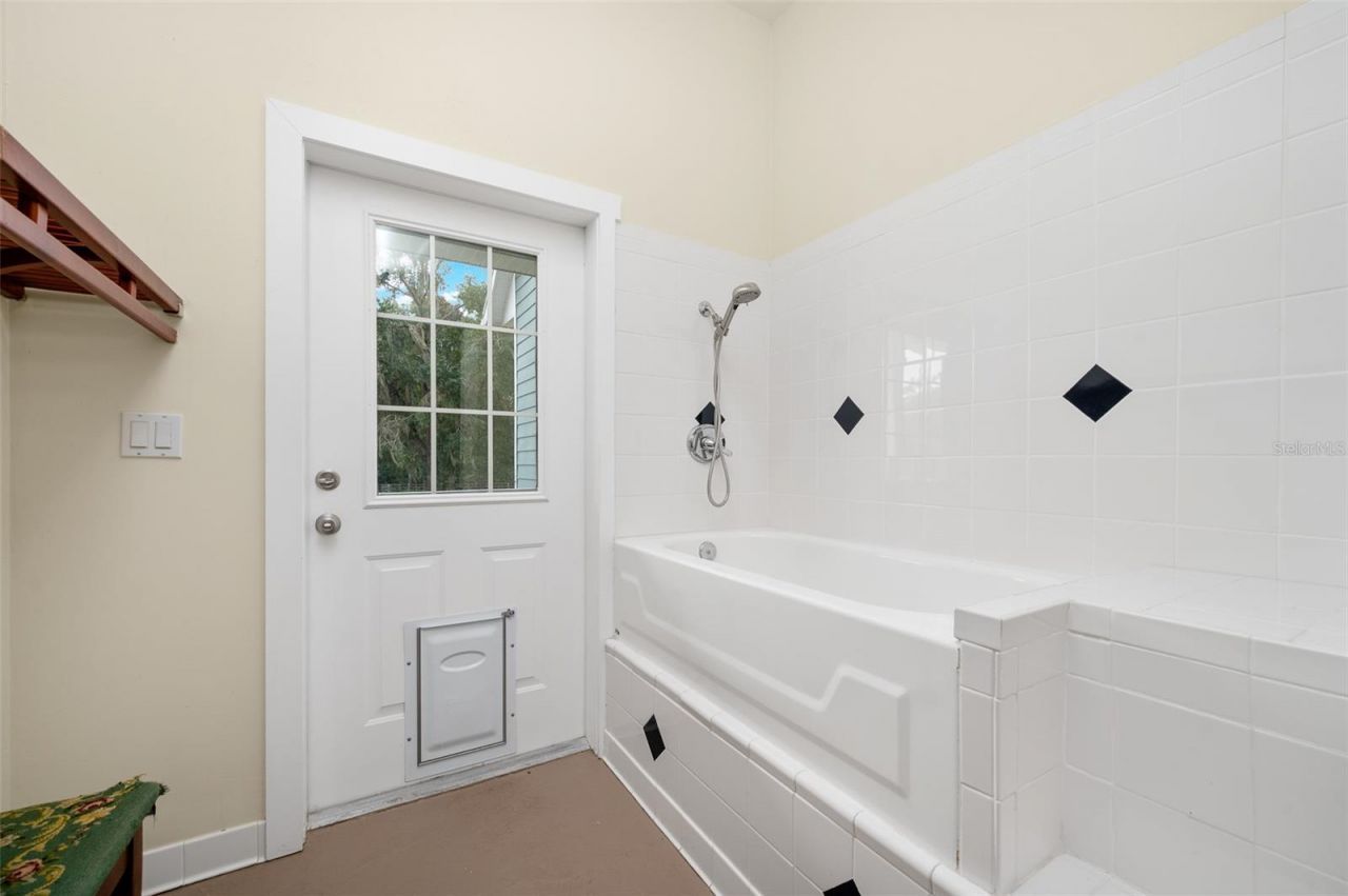 1463 NW 104th Drive, Gainesville, FL 32606 Photo