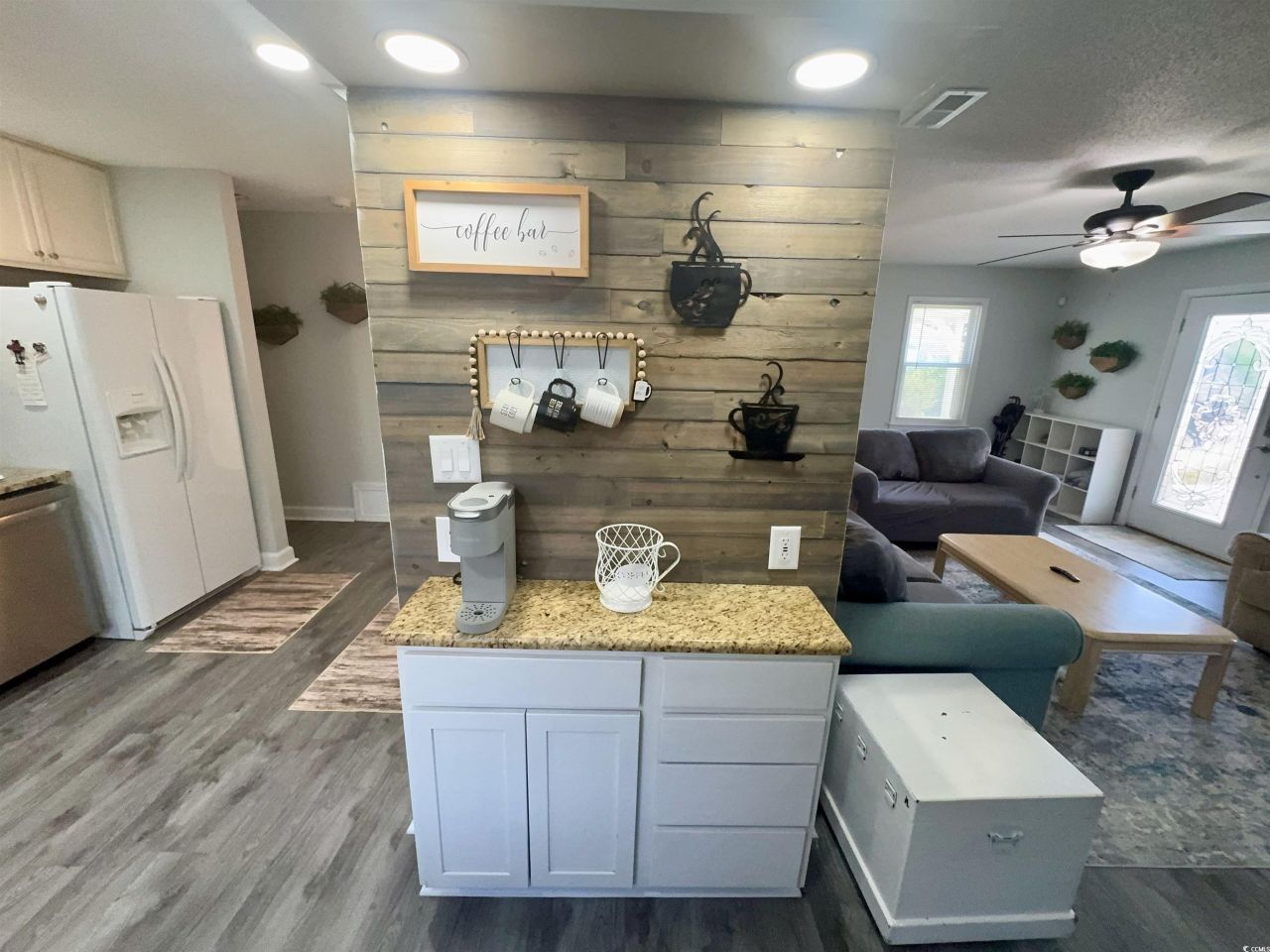 1960 Lake View Circle Photo 12