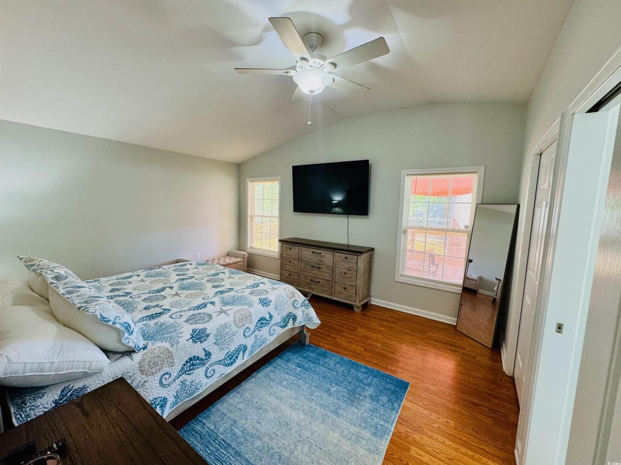 1960 Lake View Circle Photo 20