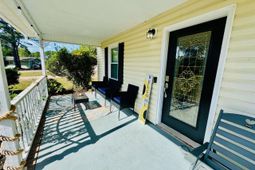 1960 Lake View Circle photo 4