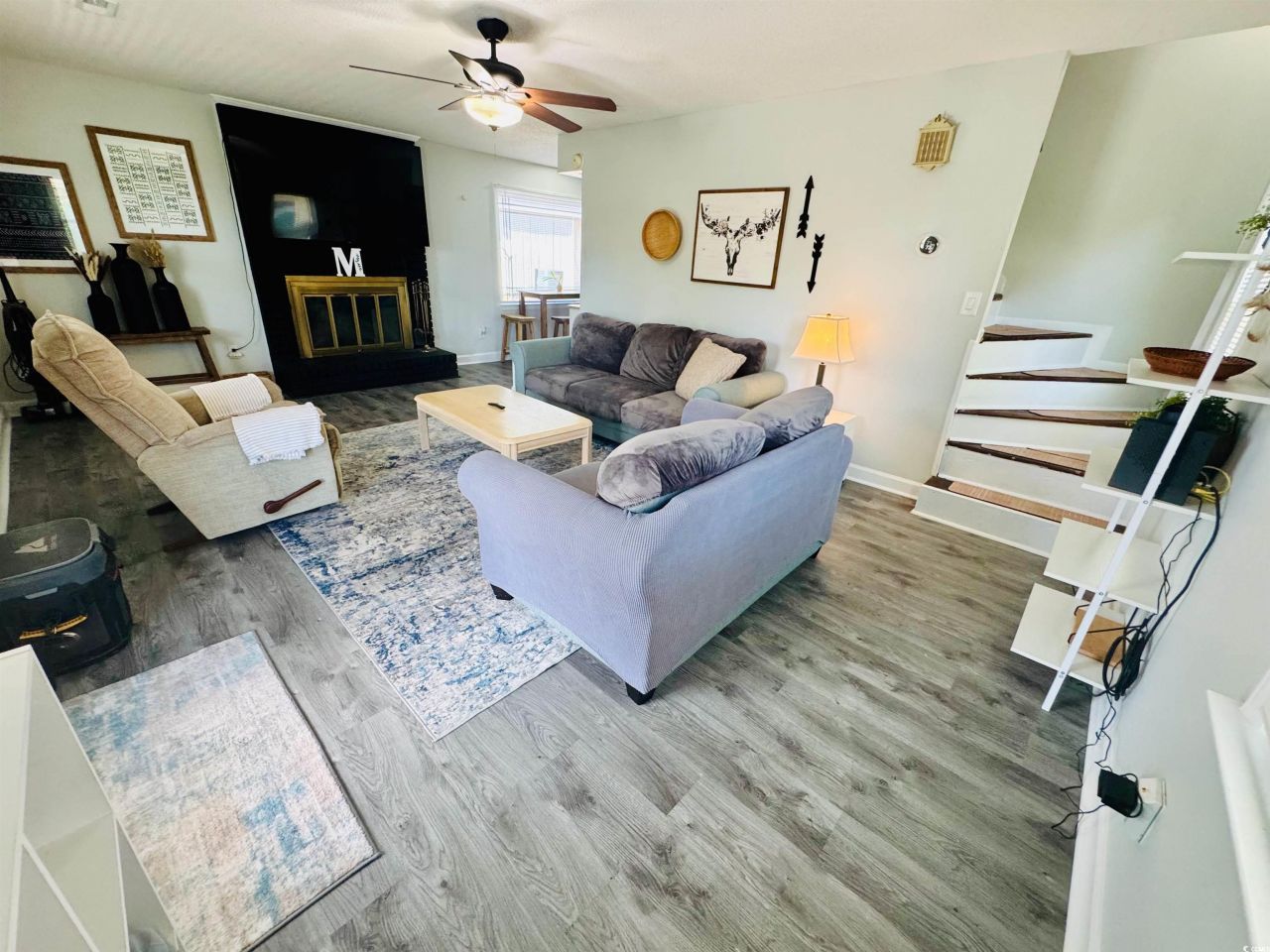 1960 Lake View Circle Photo 9