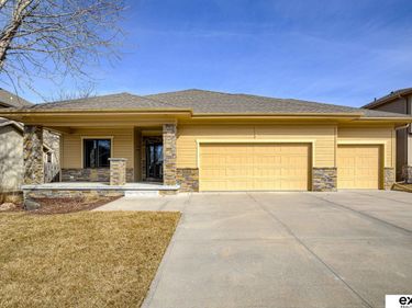 18612 Mason Street, Elkhorn, NE 68022