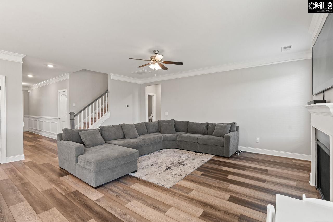 322 Stillington Street Photo 12