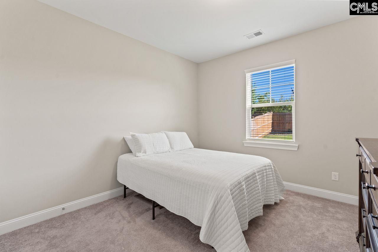 322 Stillington Street Photo 21