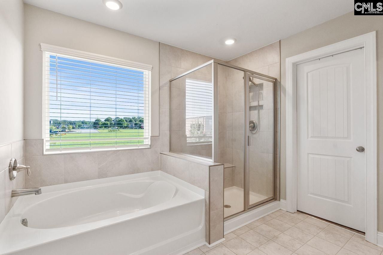 322 Stillington Street Photo 31