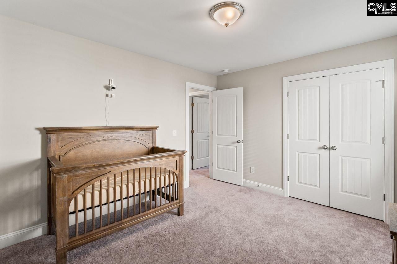 322 Stillington Street Photo 38