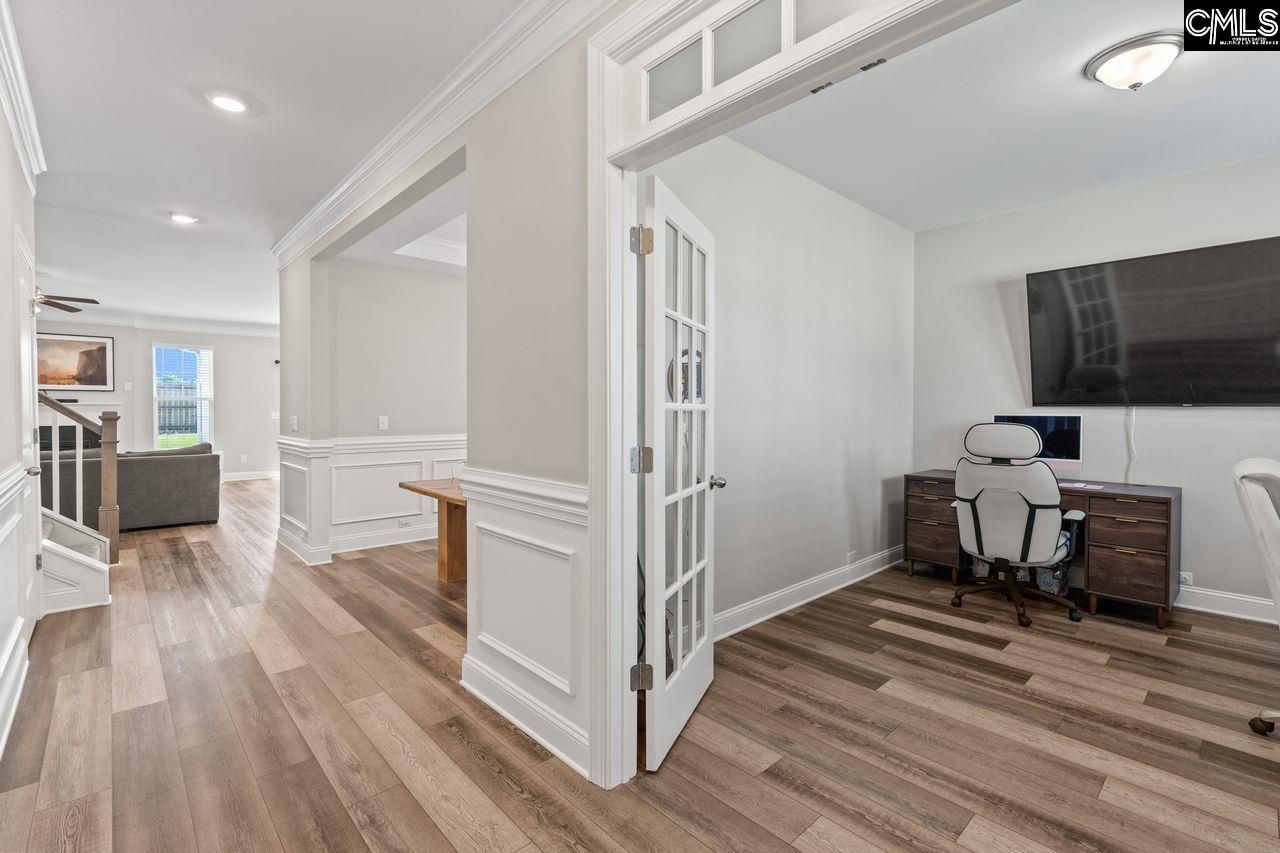 322 Stillington Street Photo 4