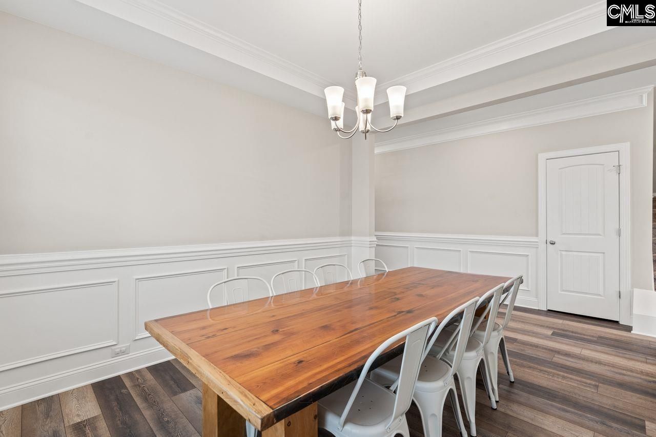 322 Stillington Street Photo 9