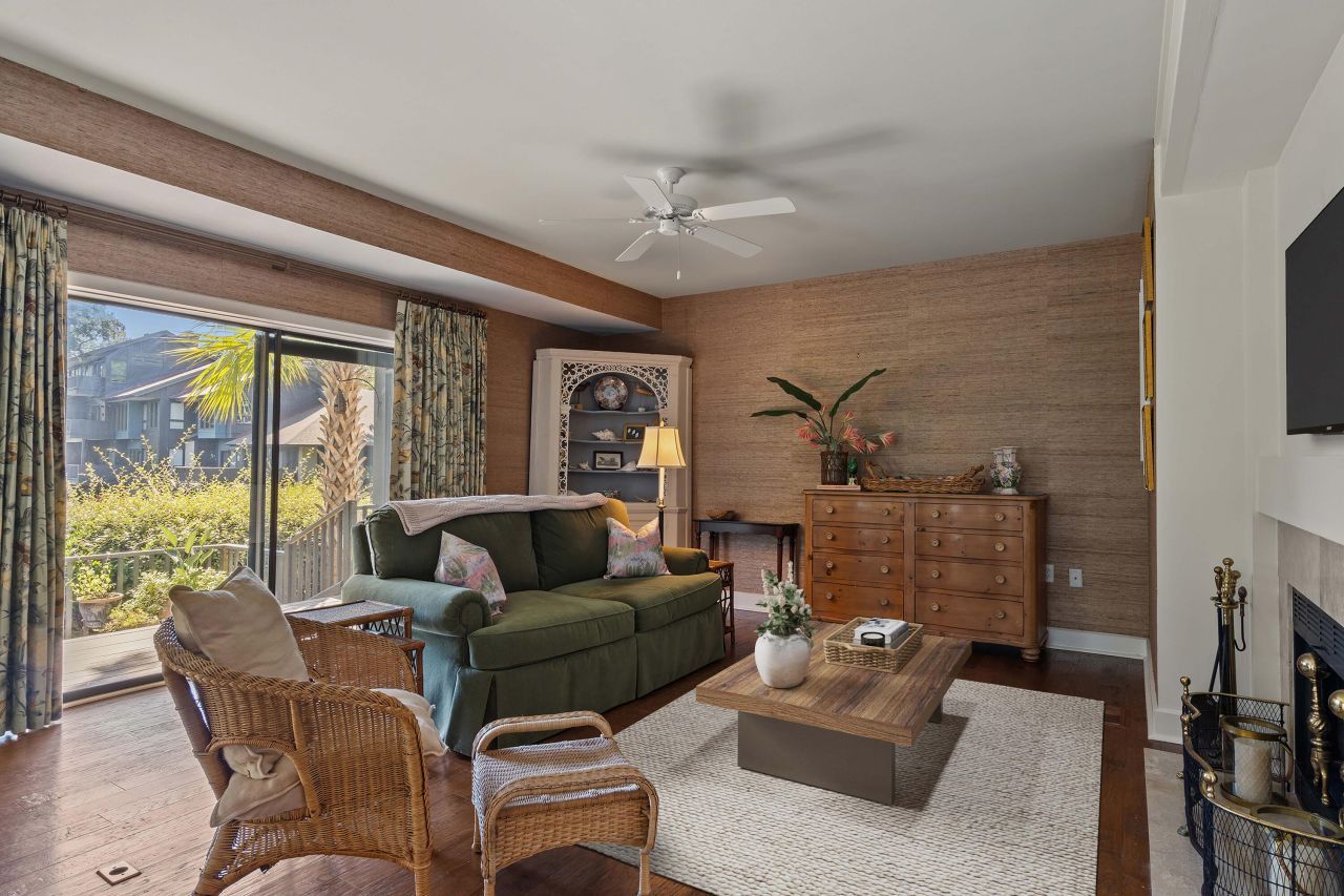 4919 Green Dolphin Way Photo 16