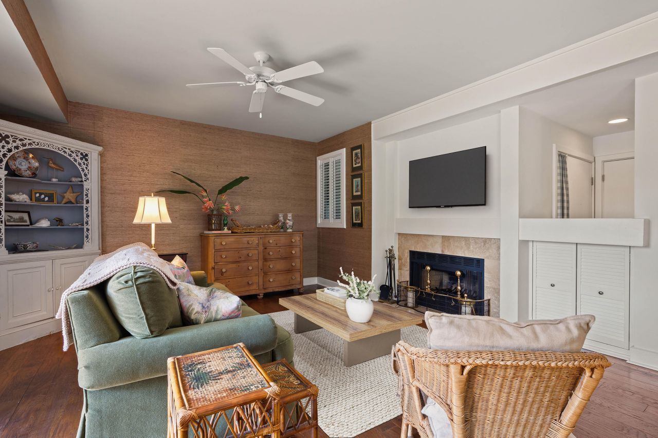 4919 Green Dolphin Way Photo 18