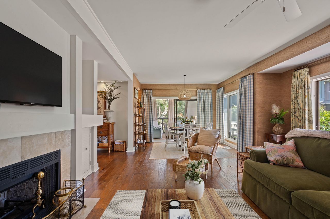 4919 Green Dolphin Way Photo 21