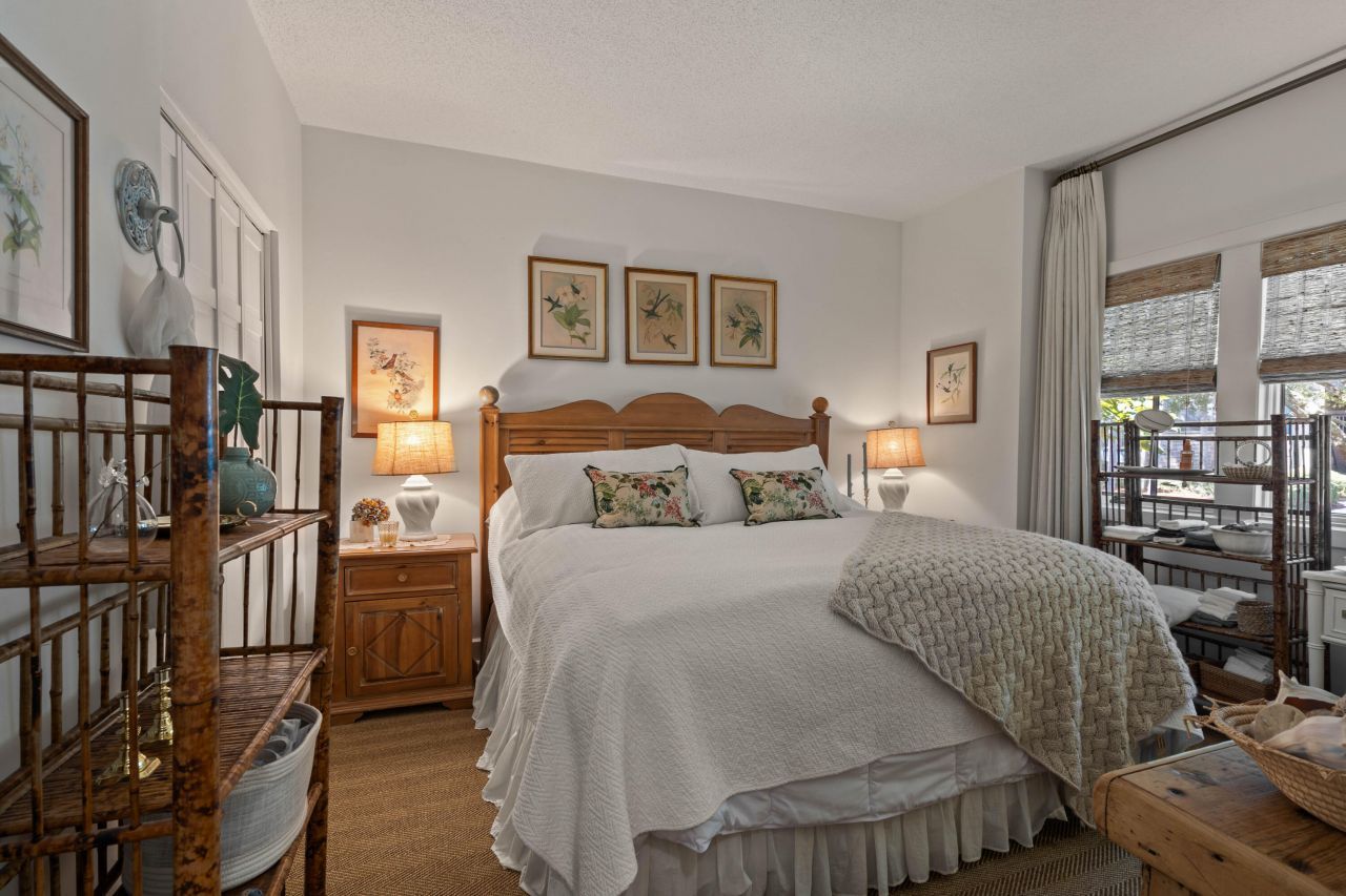 4919 Green Dolphin Way Photo 26