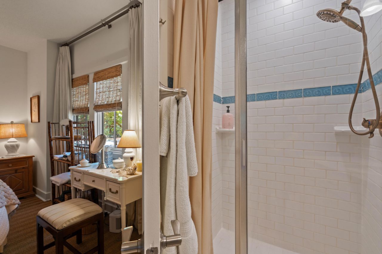 4919 Green Dolphin Way Photo 33