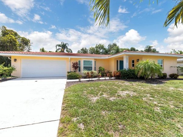 2943 TUCKERSTOWN DRIVE, SARASOTA, FL 34231