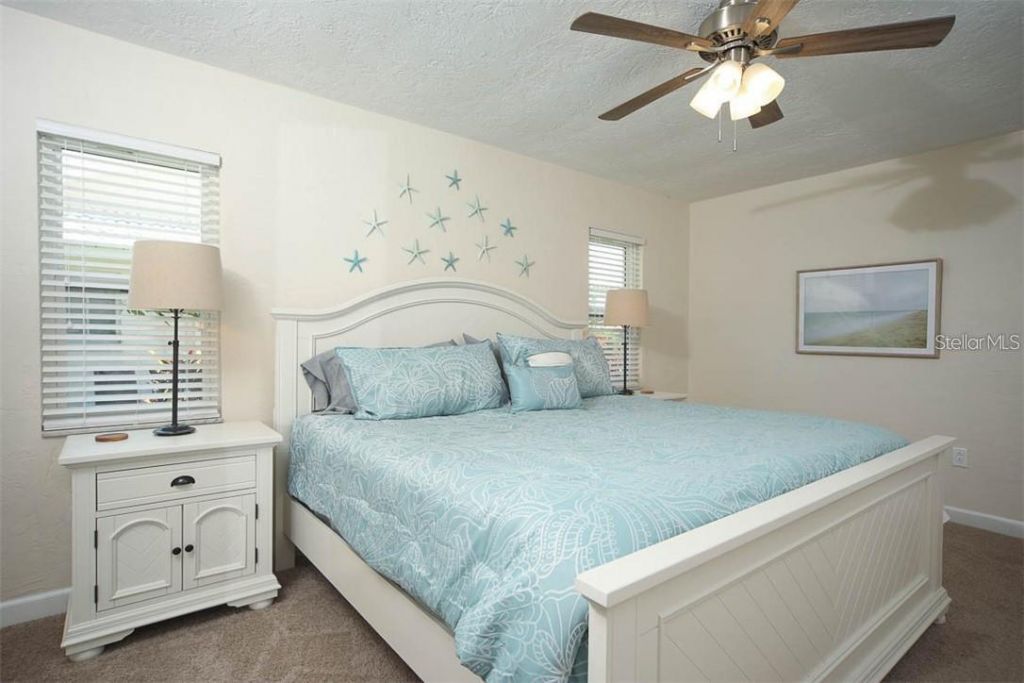 2943 Tuckerstown Drive, Sarasota, FL 34231 Photo