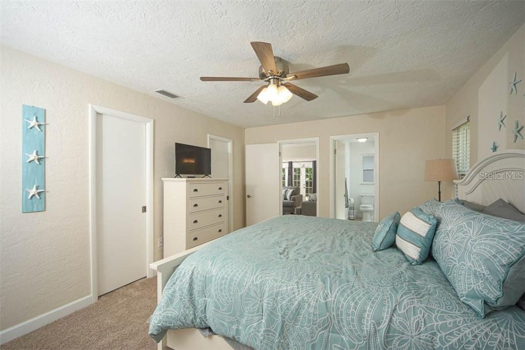 2943 Tuckerstown Drive, Sarasota, FL 34231 Photo