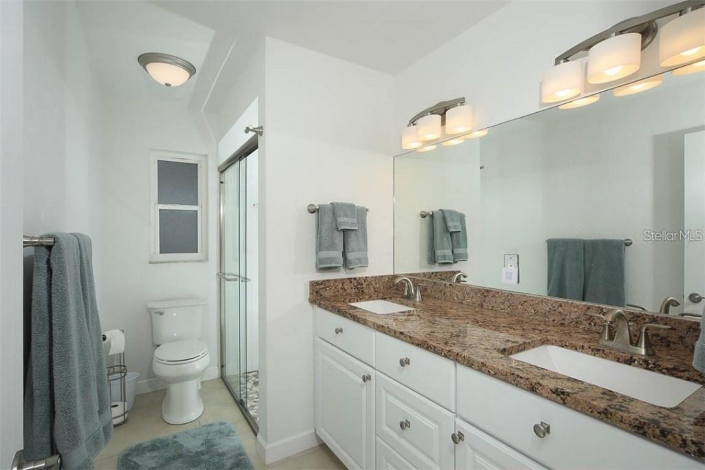 2943 Tuckerstown Drive, Sarasota, FL 34231 Photo