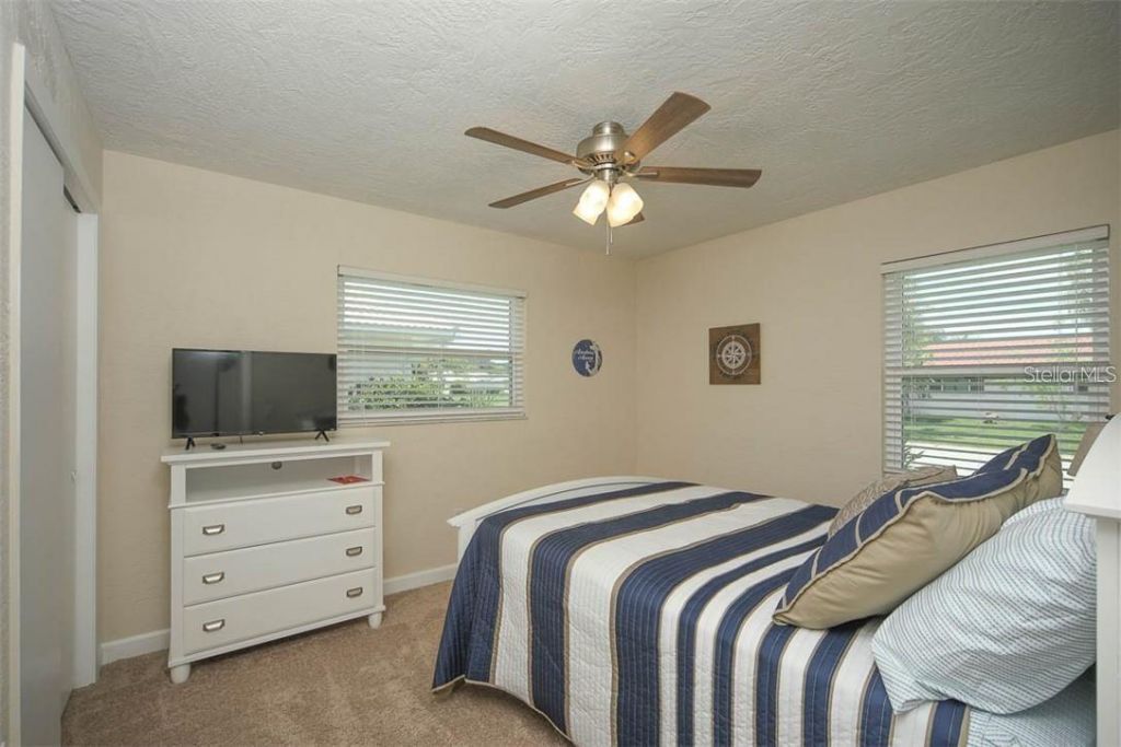 2943 Tuckerstown Drive, Sarasota, FL 34231 Photo