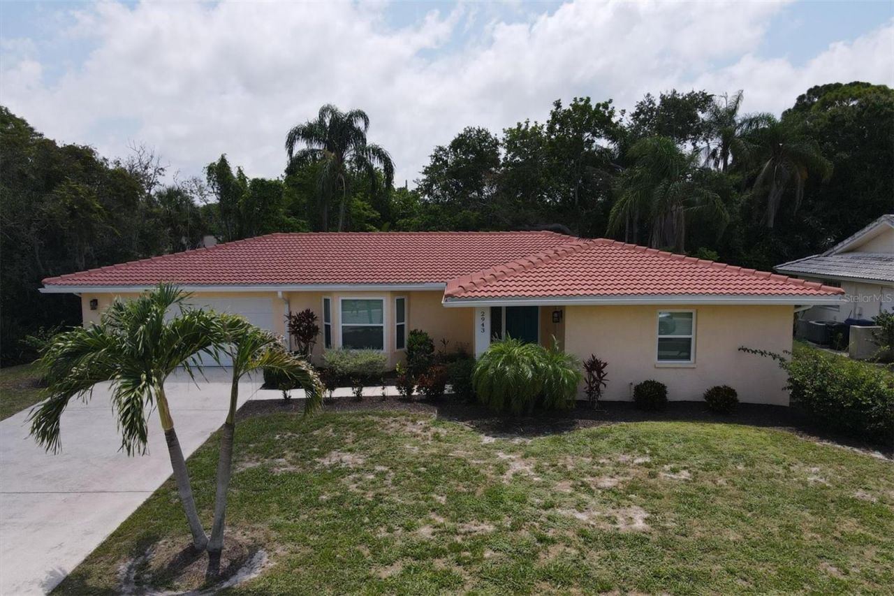 2943 Tuckerstown Drive, Sarasota, FL 34231 Photo