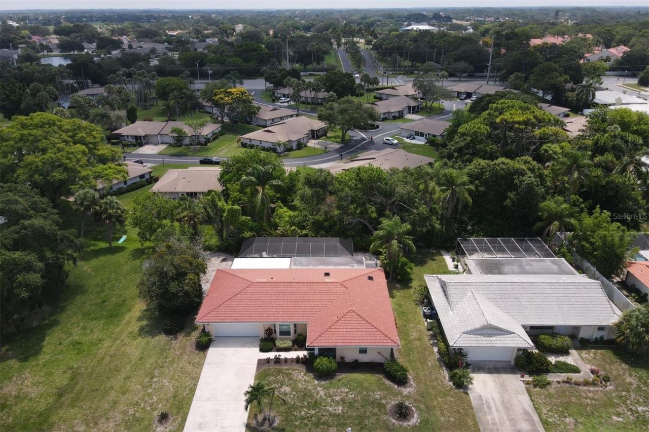 2943 Tuckerstown Drive, Sarasota, FL 34231 Photo