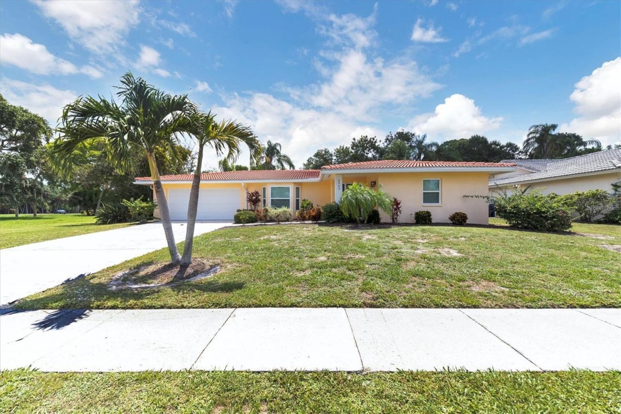 2943 Tuckerstown Drive, Sarasota, FL 34231 Photo