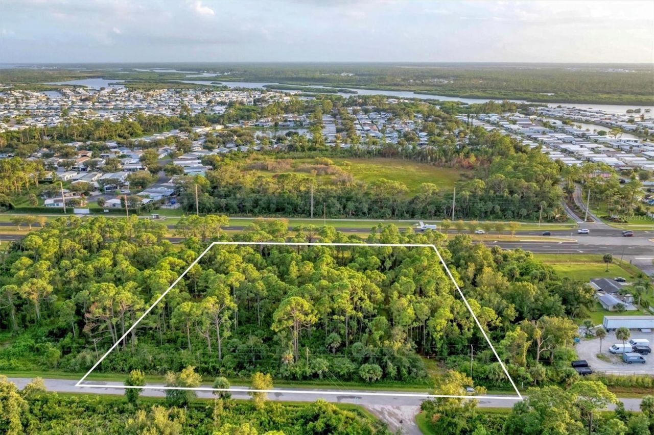 11201 Tamiami Trail S, North Port, FL 34287 Photo