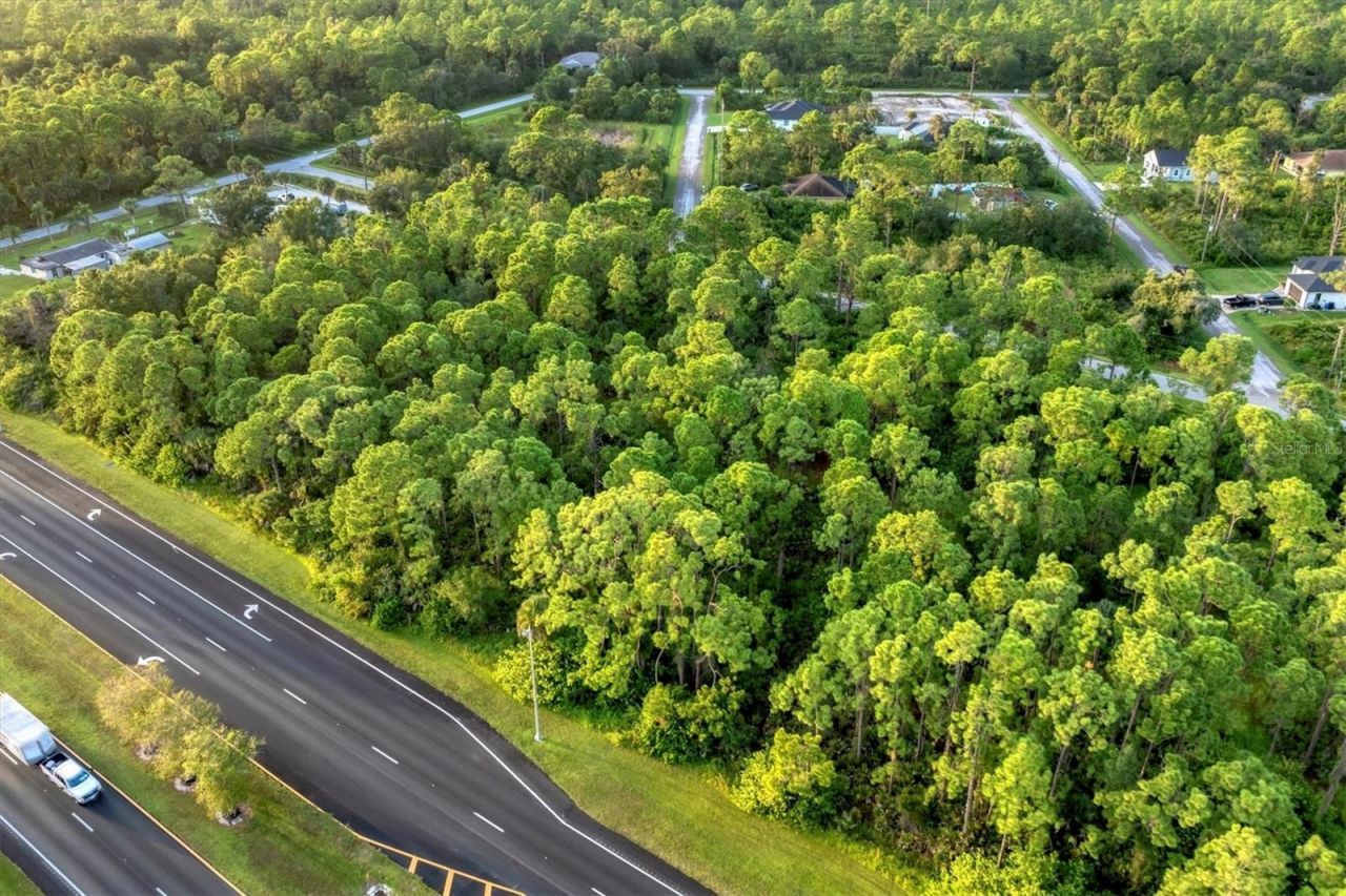 11201 Tamiami Trail S, North Port, FL 34287 Photo