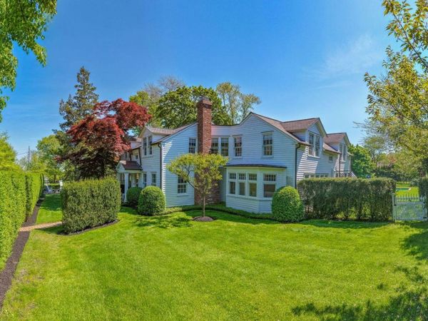 46 Bellport Lane, Bellport Village, NY 11713