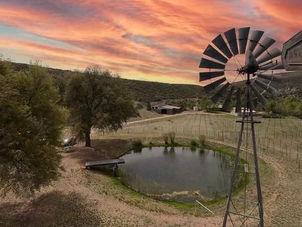 1320 S Grisby Road, Skull Valley, AZ 86338