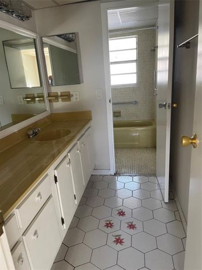 1005 Country Club Drive, Unit 205, Margate, FL 33063 Photo