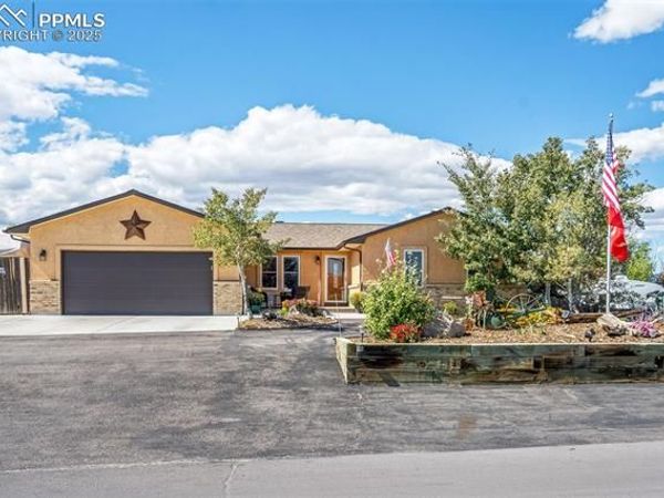 5160 Sapphire Drive, Colorado Springs, CO 80918