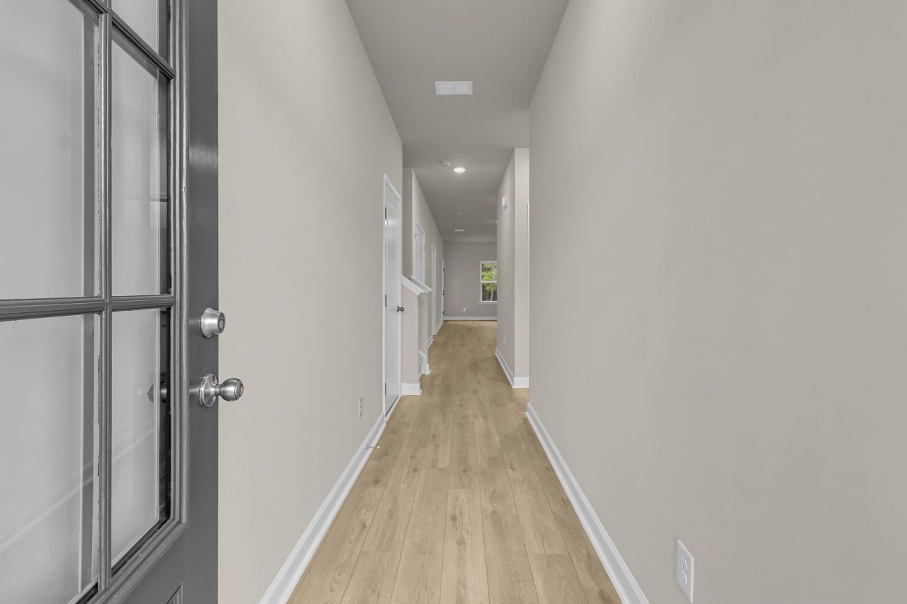 944 Dusk Drive Photo 4