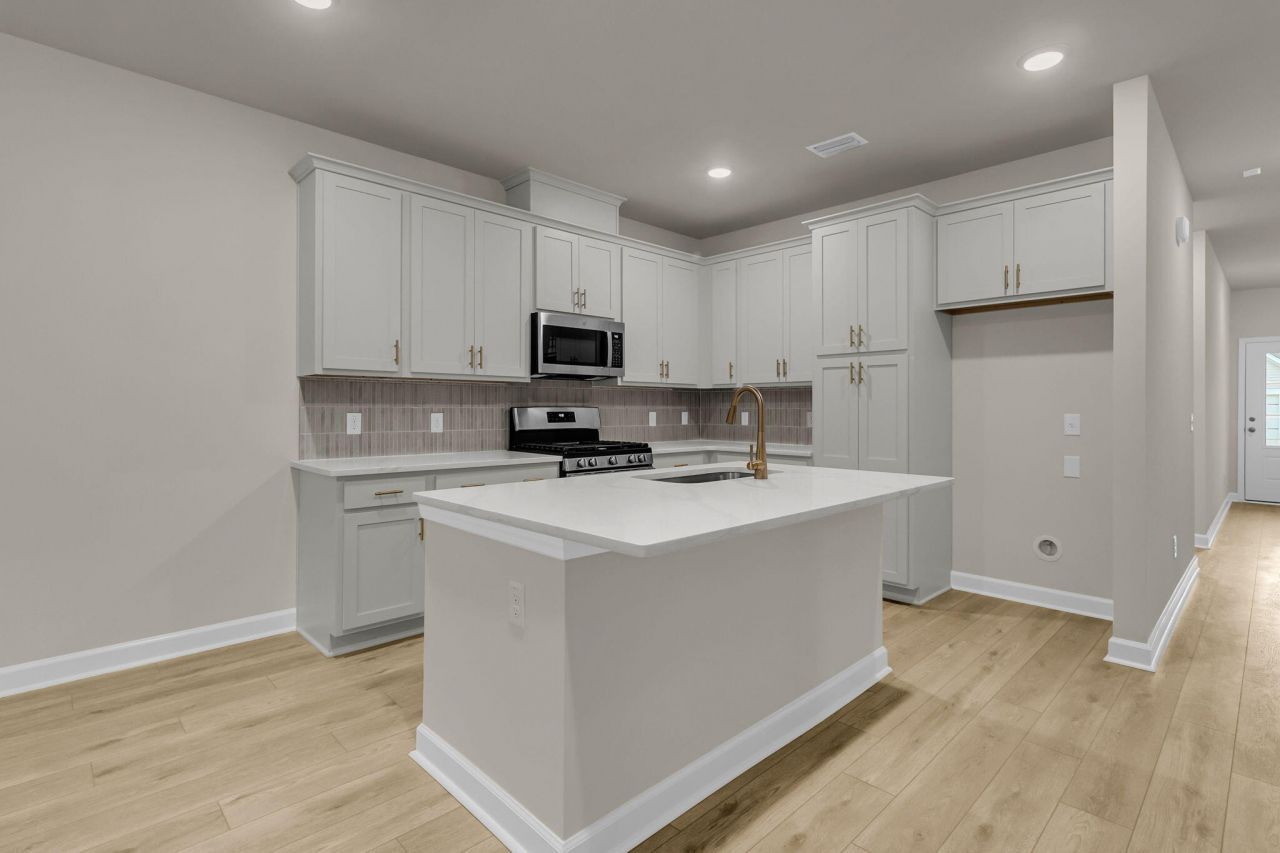 944 Dusk Drive Photo 5