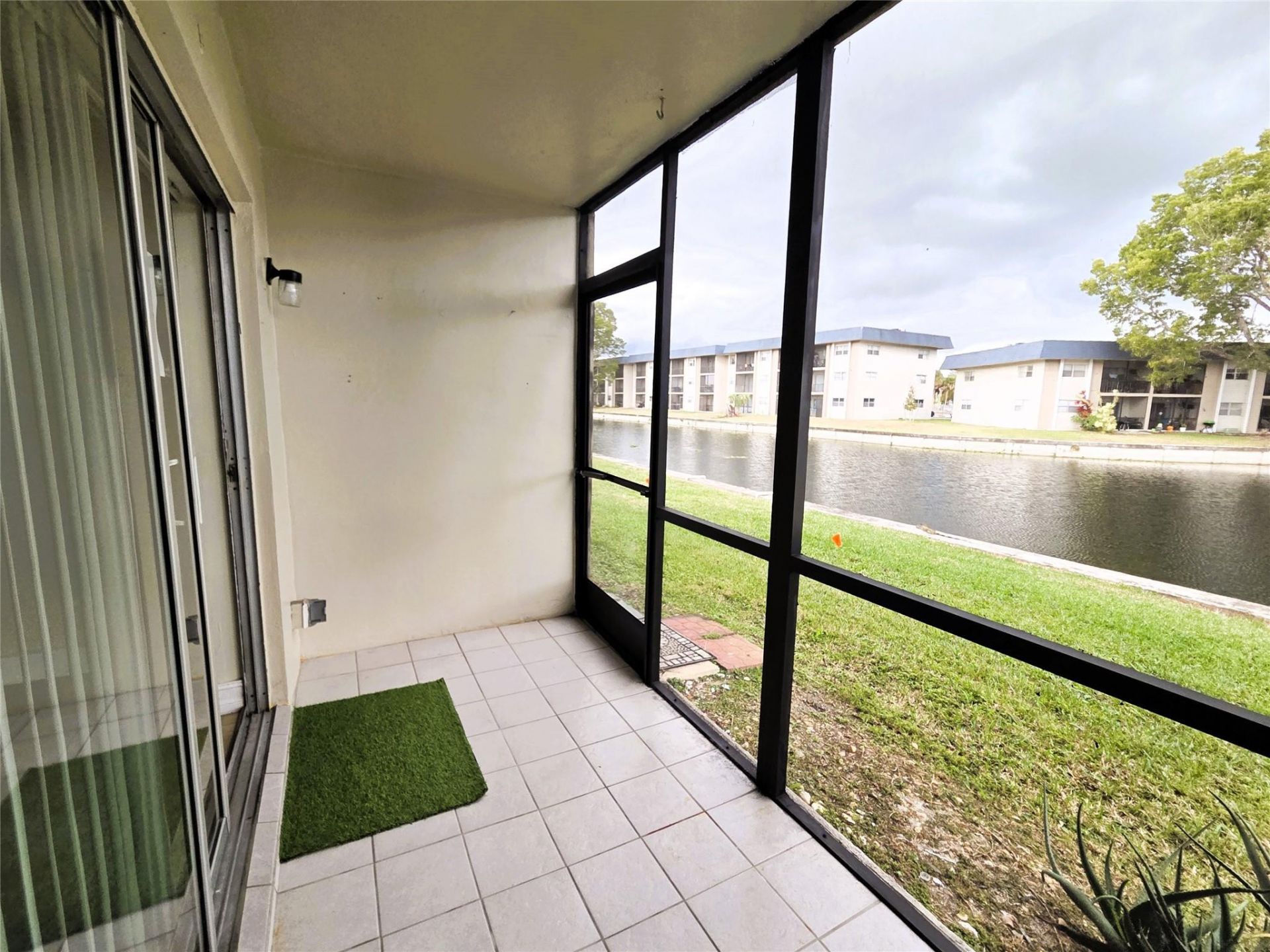7901 S Colony Circle, Unit 101, Tamarac, FL 33321 Photo