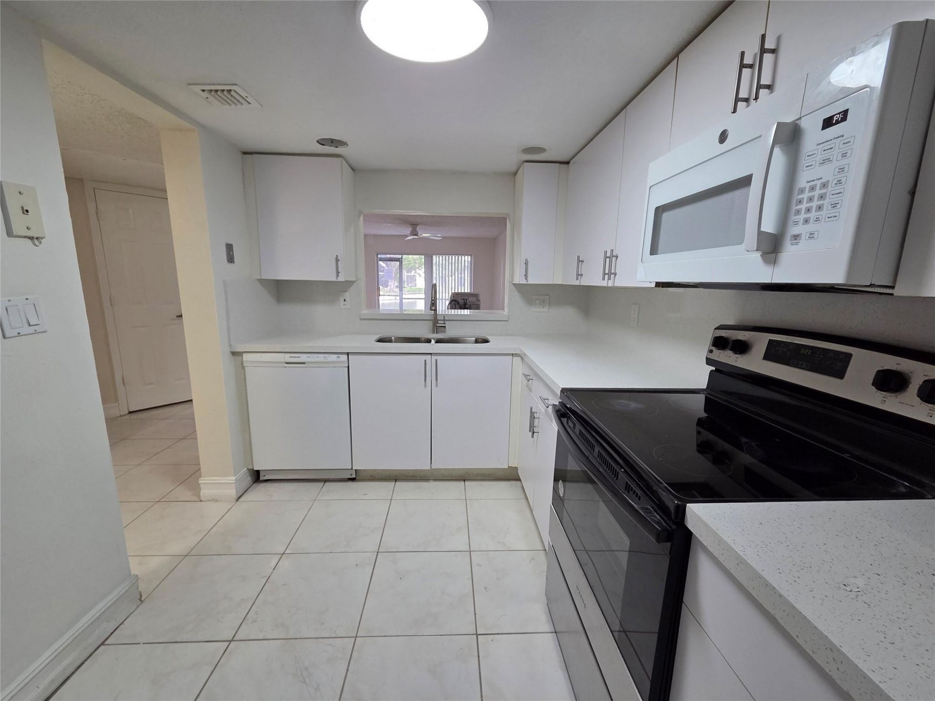 7901 S Colony Circle, Unit 101, Tamarac, FL 33321 Photo