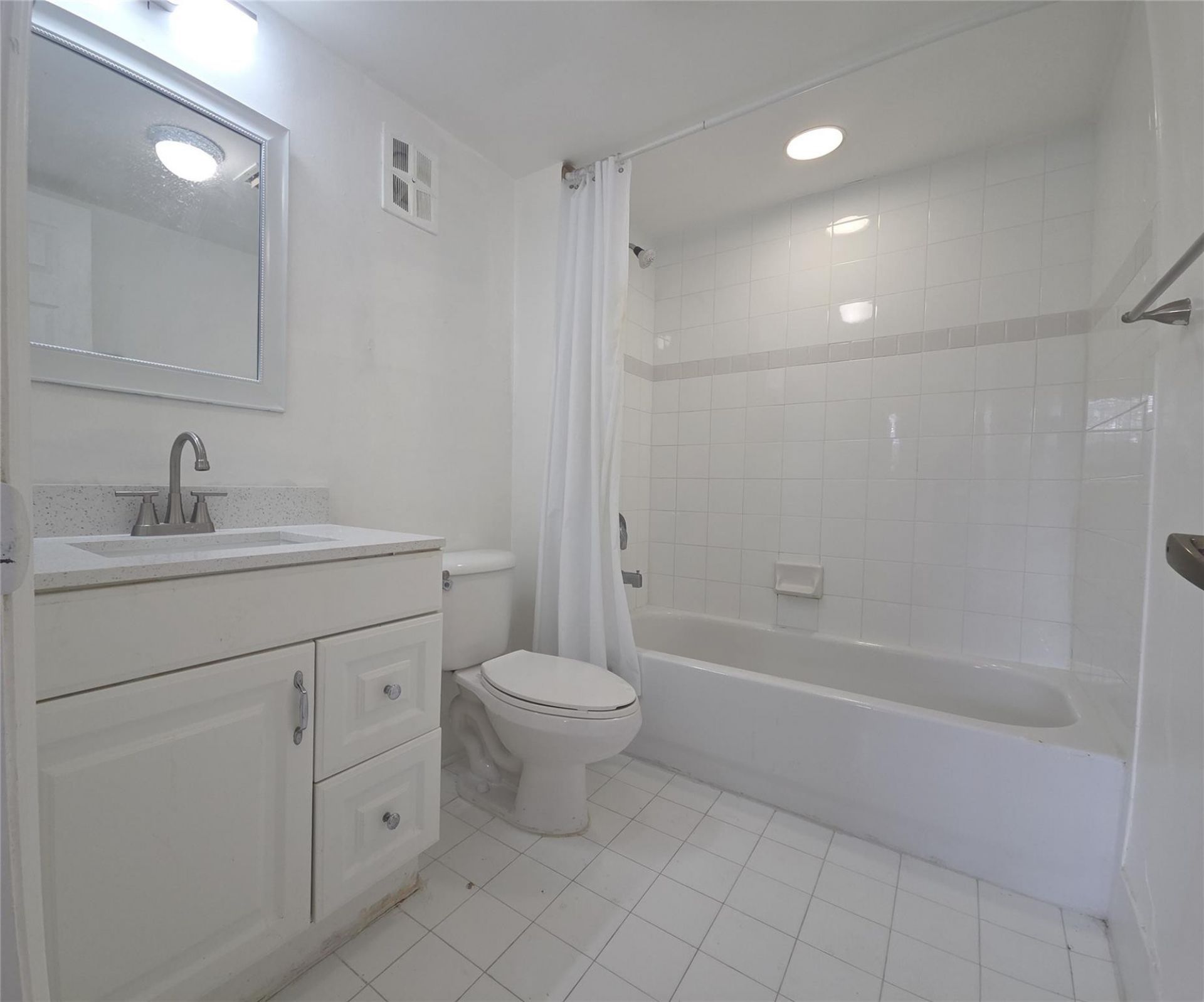 7901 S Colony Circle, Unit 101, Tamarac, FL 33321 Photo