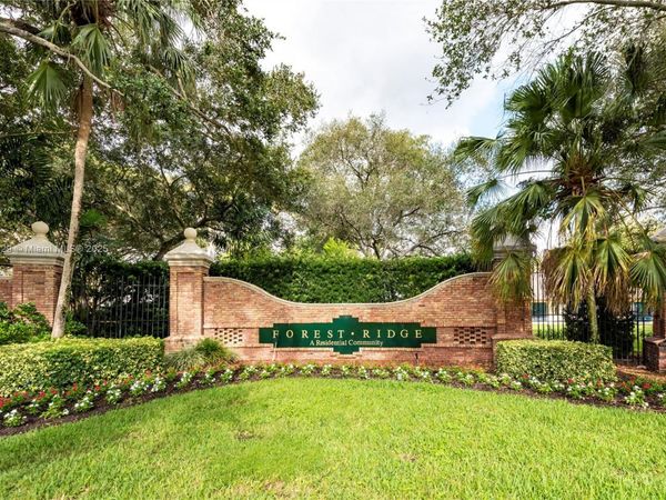 2913 Myrtle Oak Cir, Davie, FL 33328