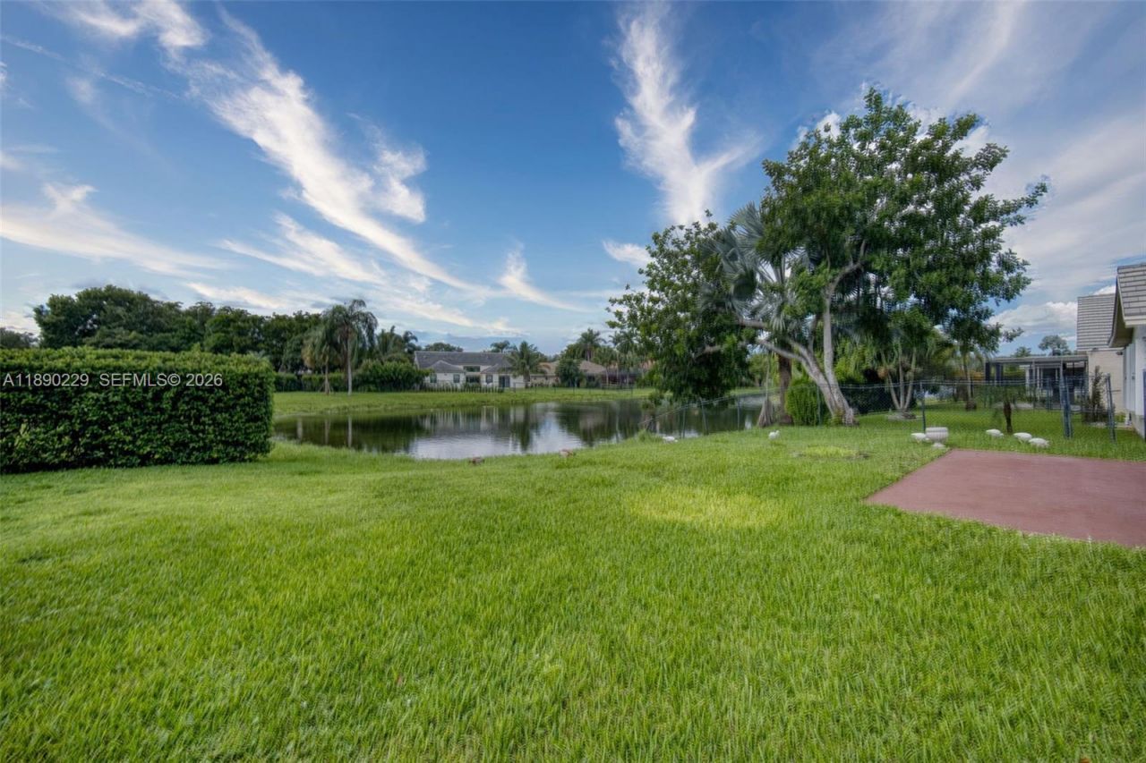 2913 Myrtle Oak Cir, Davie, FL 33328 Photo