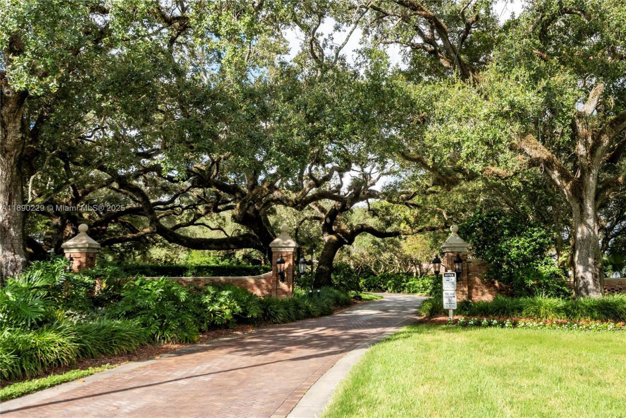 2913 Myrtle Oak Cir, Davie, FL 33328 Photo