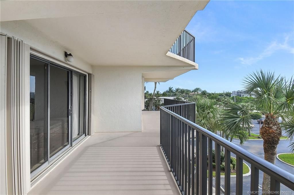 10044 S Ocean Drive, Unit 401, Jensen Beach, FL 34957 Photo