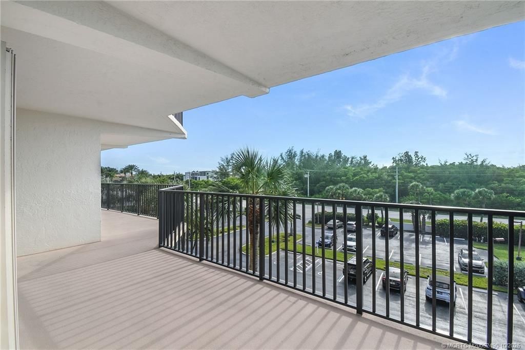 10044 S Ocean Drive, Unit 401, Jensen Beach, FL 34957 Photo