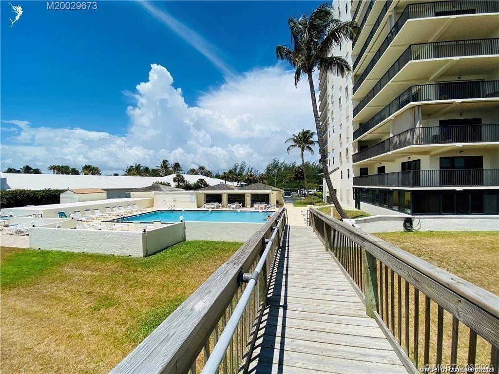 10044 S Ocean Drive, Unit 401, Jensen Beach, FL 34957 Photo