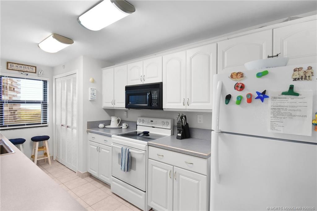 10044 S Ocean Drive, Unit 401, Jensen Beach, FL 34957 Photo