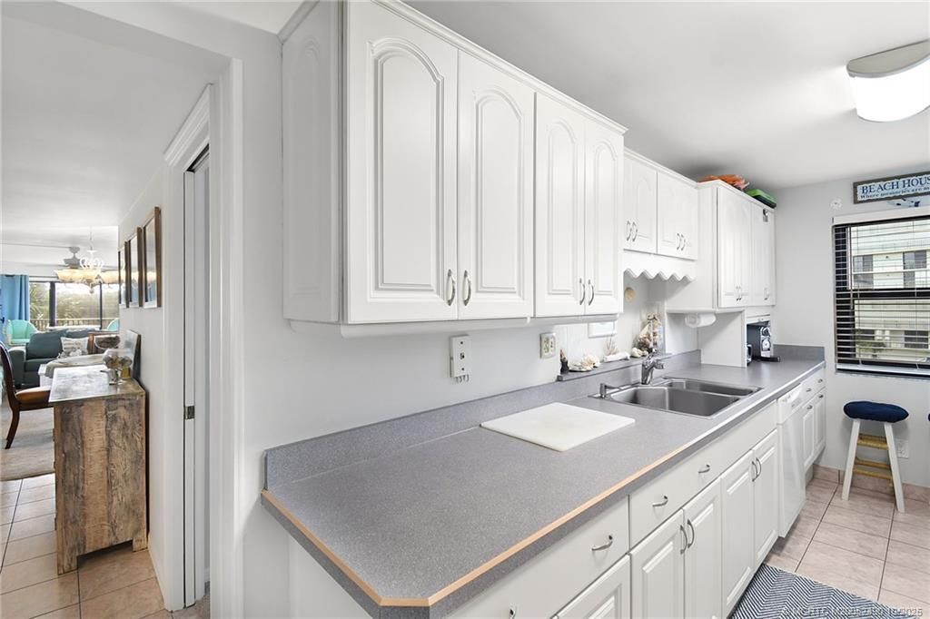 10044 S Ocean Drive, Unit 401, Jensen Beach, FL 34957 Photo