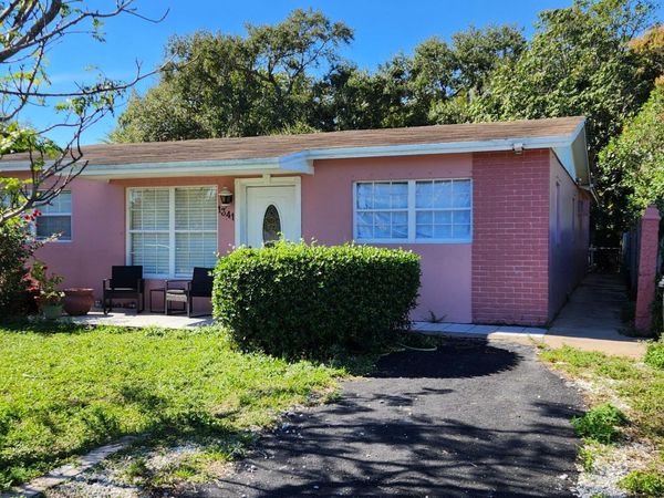 1341 SW 24th Avenue, Fort Lauderdale, FL 33312